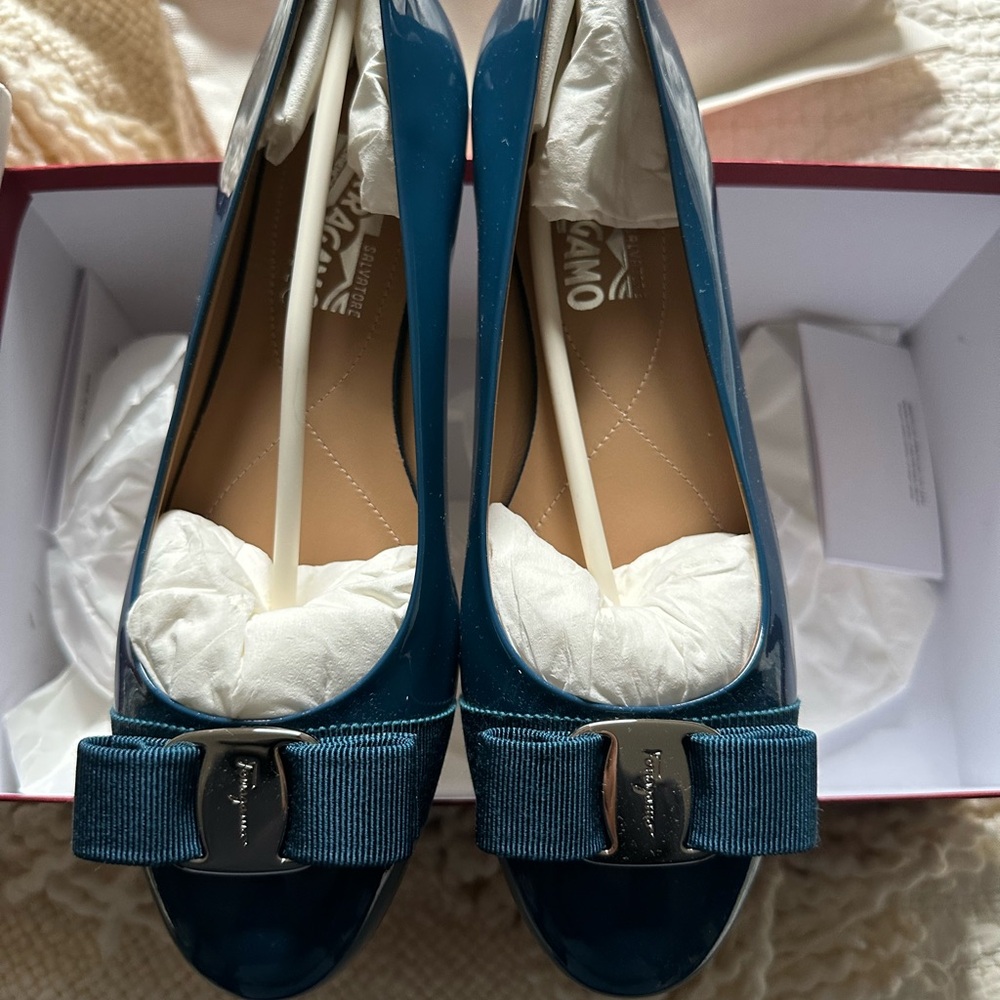 FERRAGAMO Salvatore Varina Ballet Flats In Blue